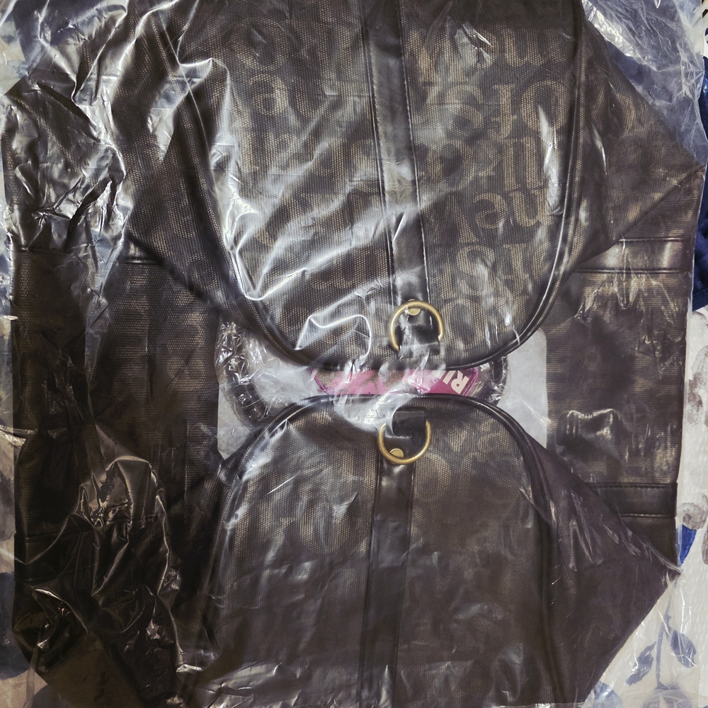 MATT RIFE DUFFLE BAG *MAKE OFFER*